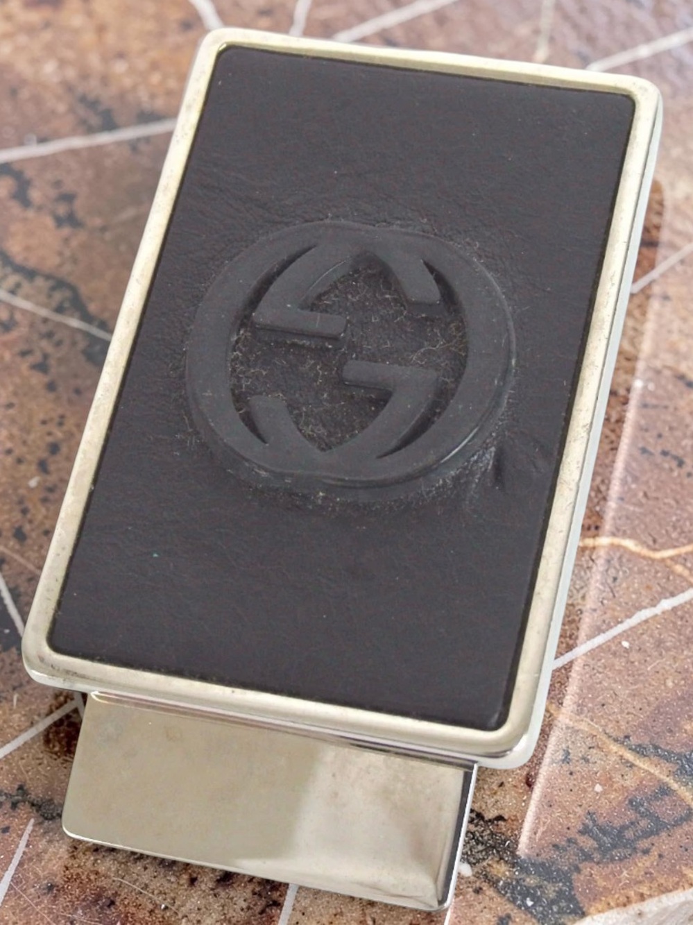 Gucci Black Leather Clip-On Phone Accessory with Silver Trim - Picture 2 of 13